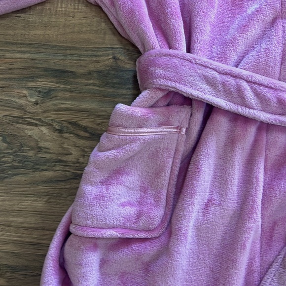 CAROLE HOCHMAN | “Kara” personalized dusty pink velour robe - Picture 2 of 5